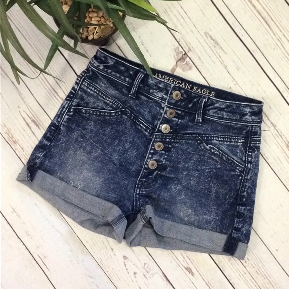 American Eagle Outfitters Pants - American eagle high rise super stretch jean shorts